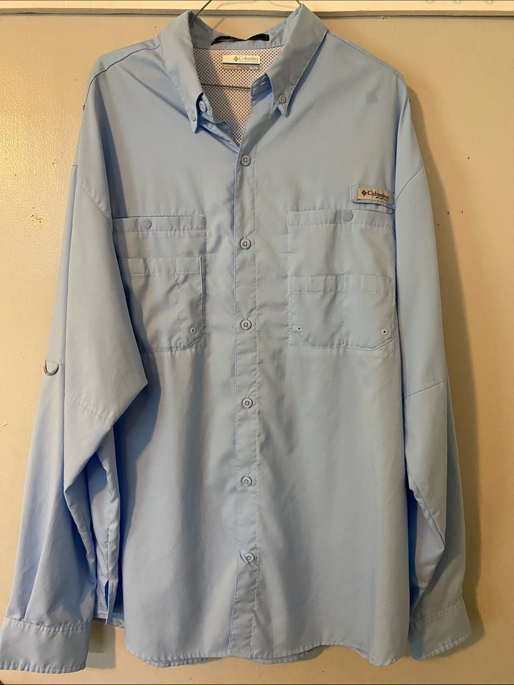 Columbia Light Blue Long-Sleeve Outdoor Shirt